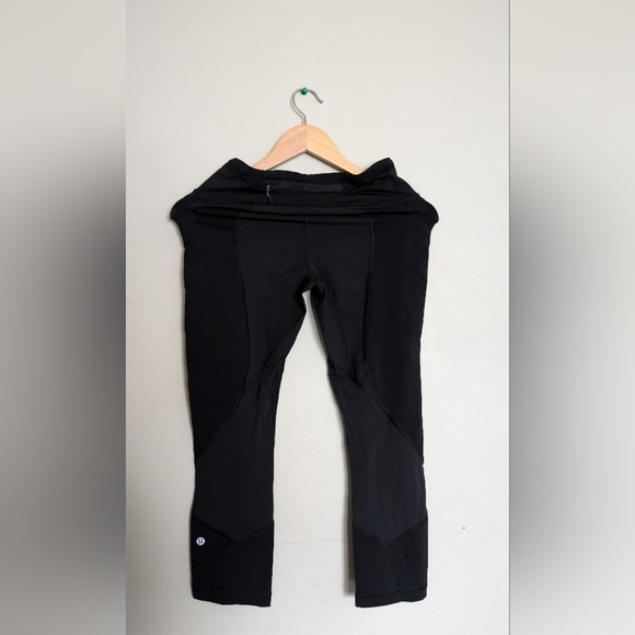 lululemon athletica Black Cropped Leggings - Picture 2 of 4